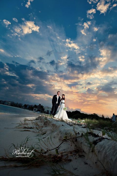 creative destination wedding photographer